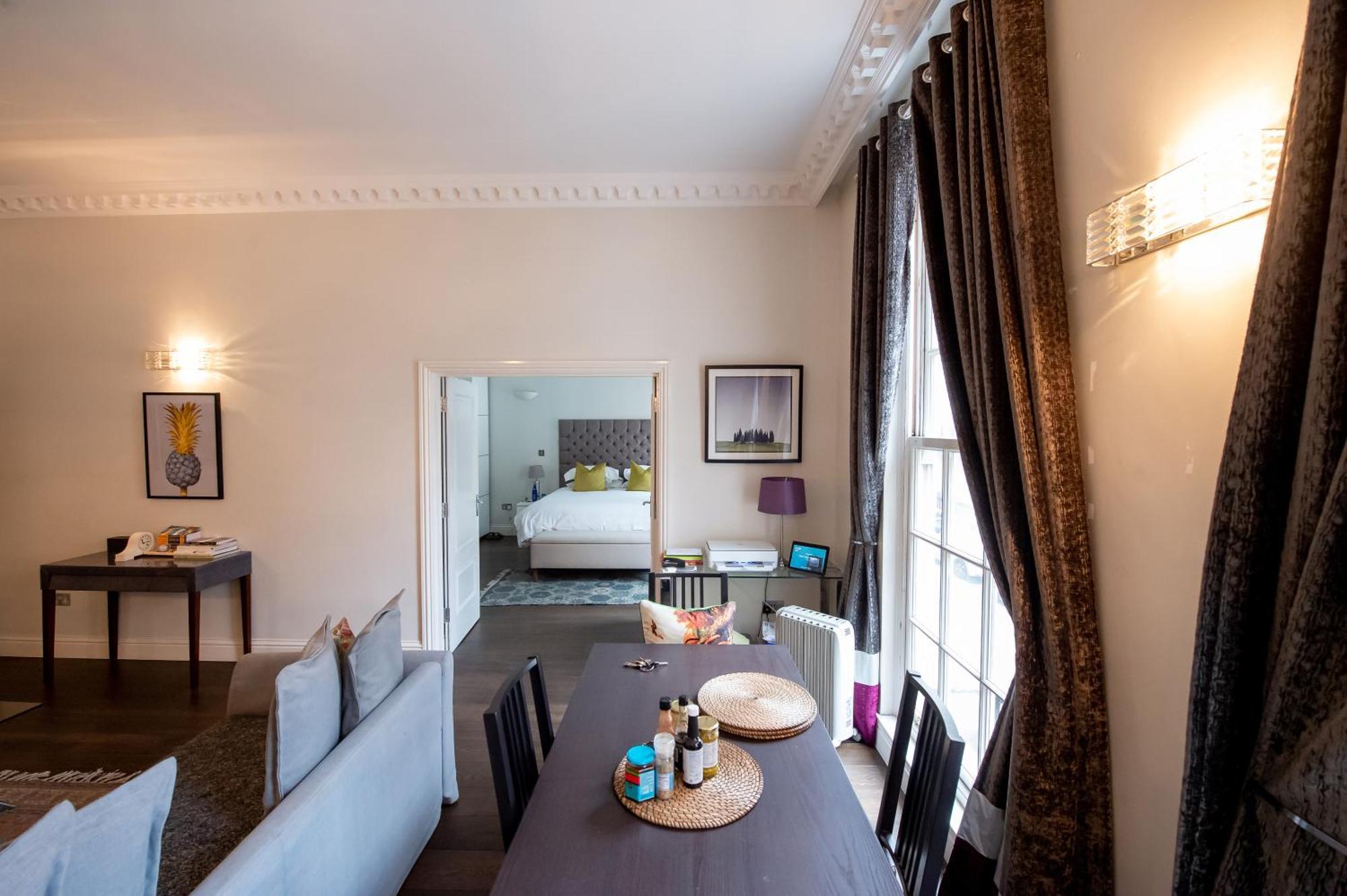 Apartment 9 Hertford Street - 4 Stars Visitengland London